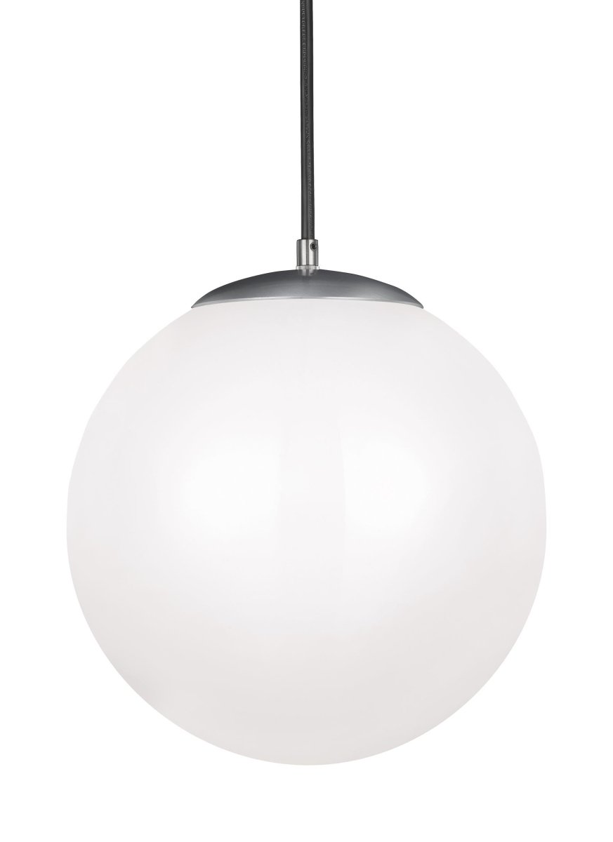 Suspension Leo - Hanging Globe XL - Aluminium satiné Module DEL intégré by Visual Comfort Studio | Luminaires & cie