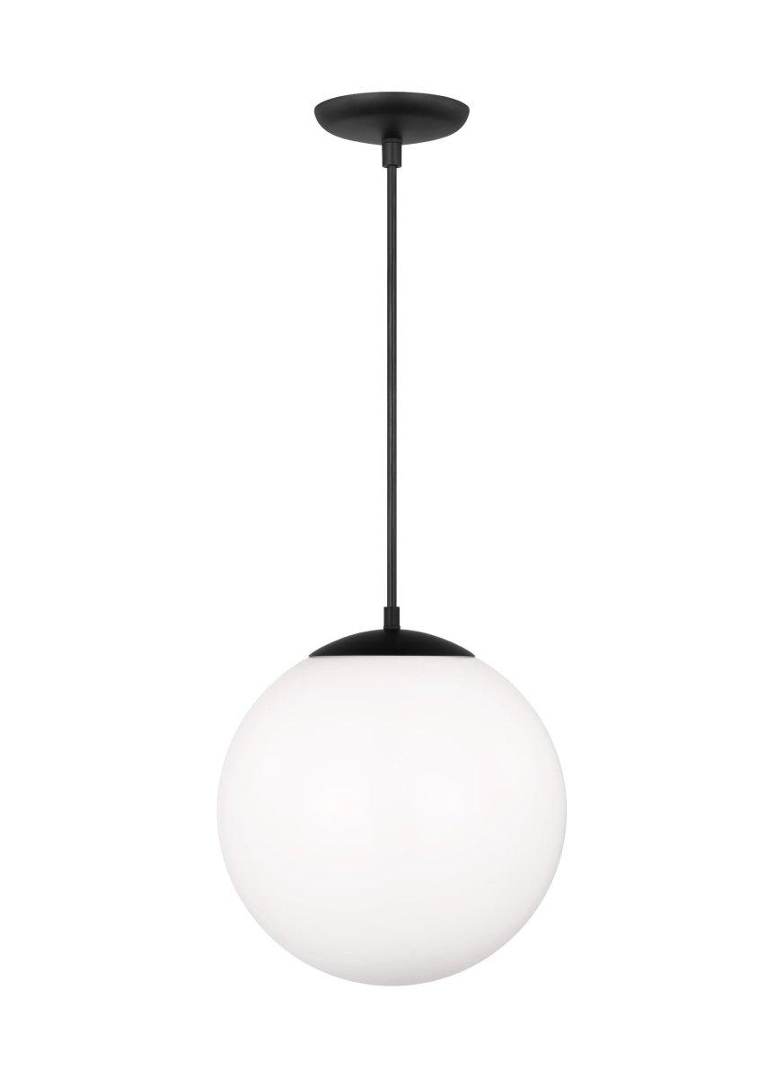 Suspension Leo - Hanging Globe XL - Noir de minuit Ampoules DEL incluses by Visual Comfort Studio | Luminaires & cie