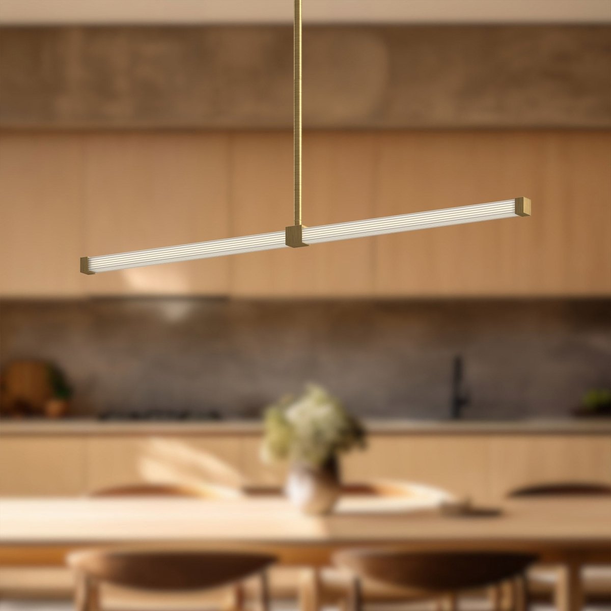 Suspension linéaire Blade - Or brossé by Kuzco Lighting | Luminaires & cie