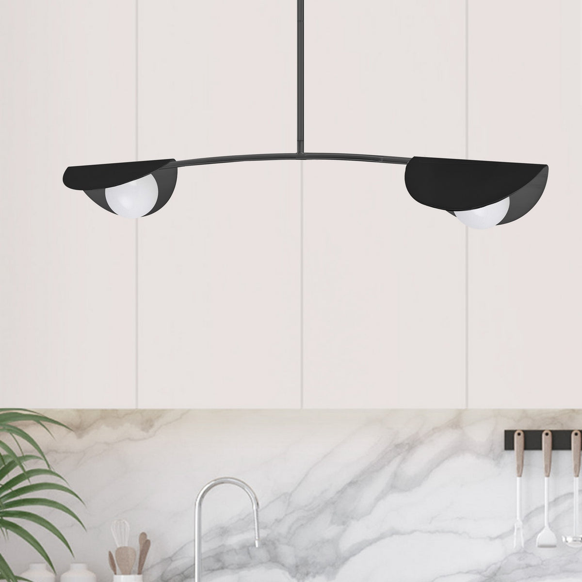 Suspension linéaire Emma Noir mat, 34" – vue 2