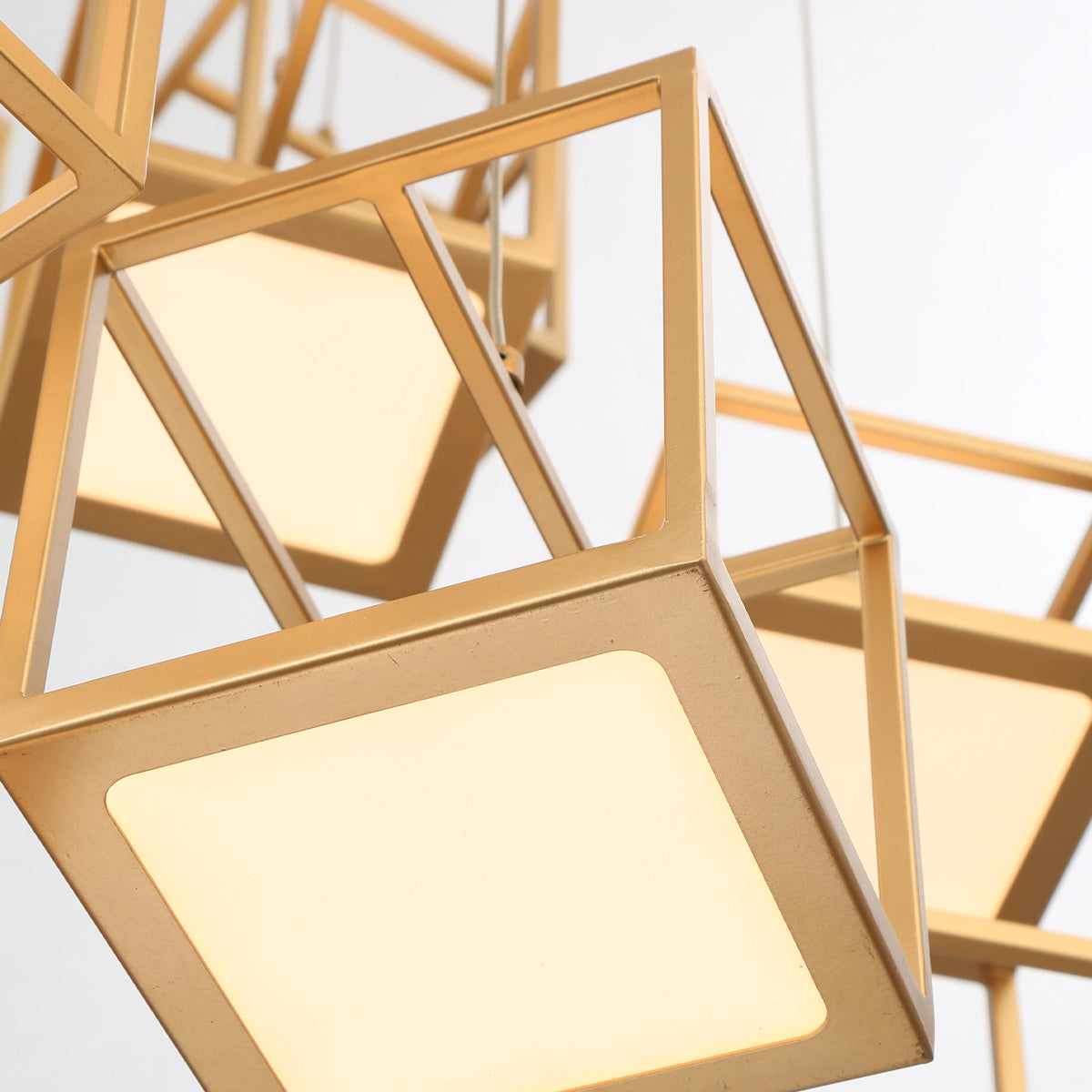 Suspension multiple Ferro Or mat – vue 2
