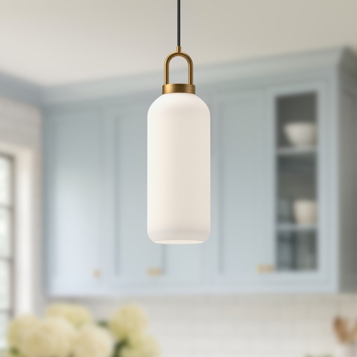 Suspension Soji - Verre mate d'or / opale âgé 5 1/8" by Alora Lighting | Luminaires & cie