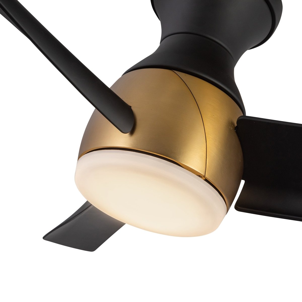 Ventilateur Thalia - Or brossé / noir mat 14 1/8" by Kuzco Lighting | Luminaires & cie