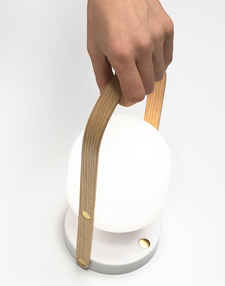 Lampe portable FollowMe - by Marset | Luminaires & cie